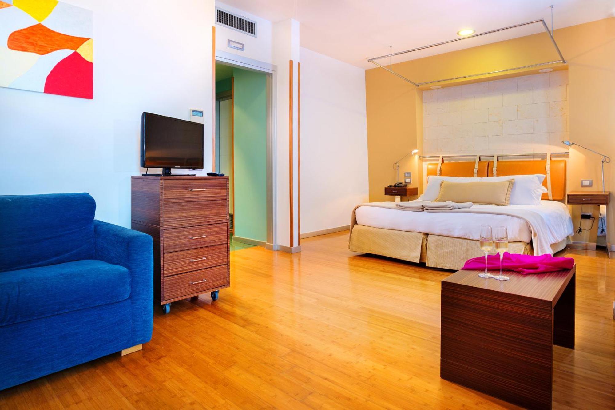 Towers Hotel Stabiae Sorrento Coast カステッランマーレ・ディ・スタービア エクステリア 写真