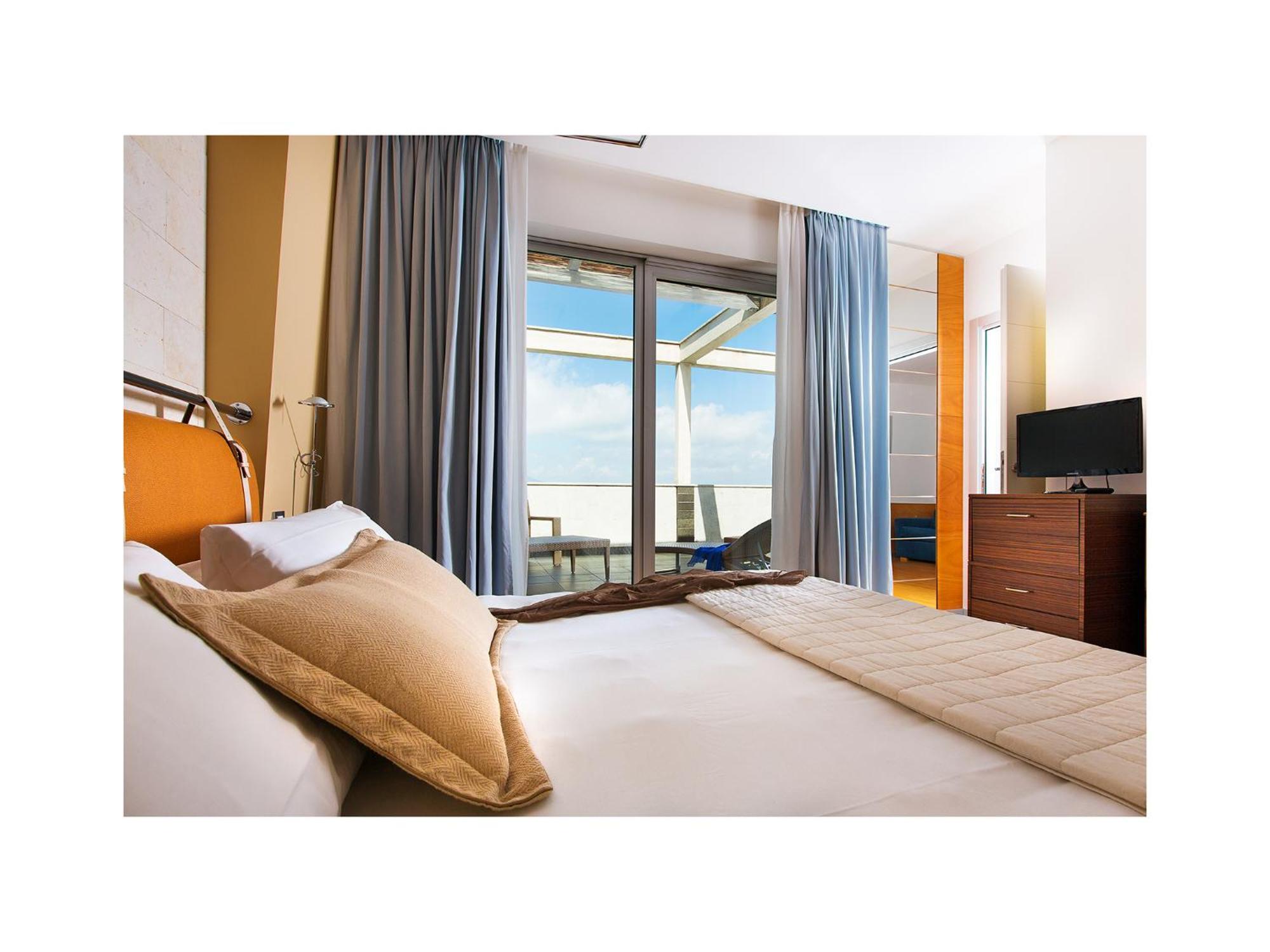 Towers Hotel Stabiae Sorrento Coast カステッランマーレ・ディ・スタービア 部屋 写真