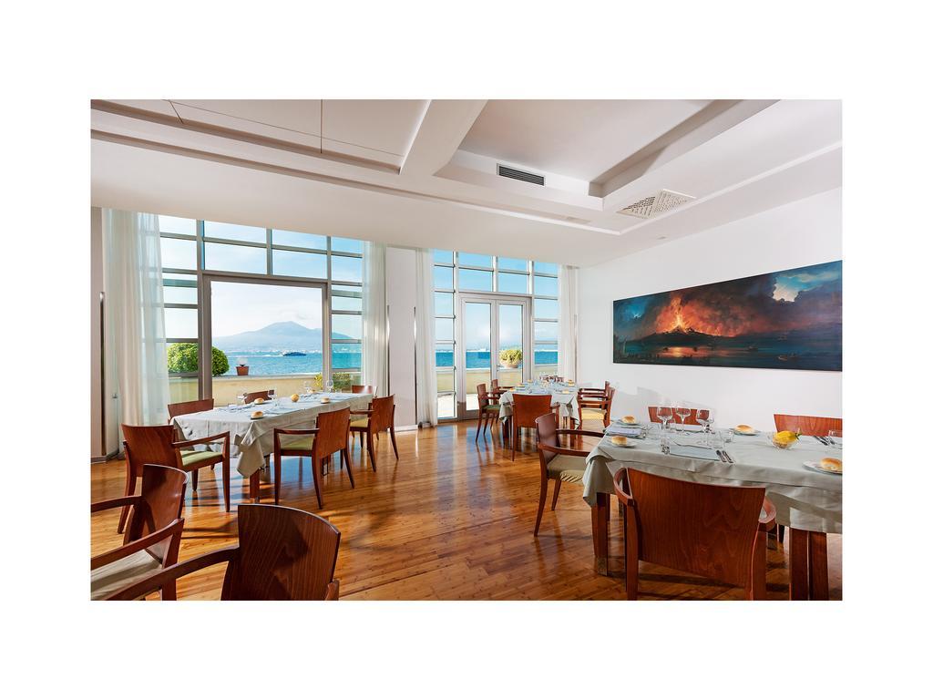 Towers Hotel Stabiae Sorrento Coast カステッランマーレ・ディ・スタービア エクステリア 写真