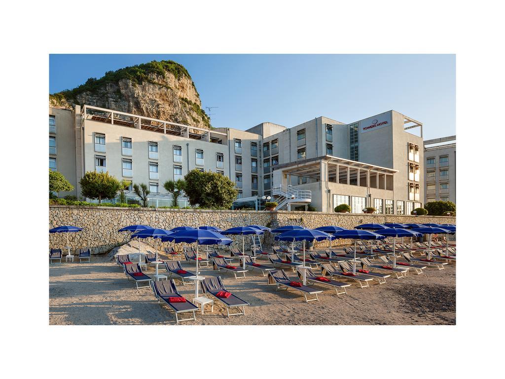 Towers Hotel Stabiae Sorrento Coast カステッランマーレ・ディ・スタービア エクステリア 写真