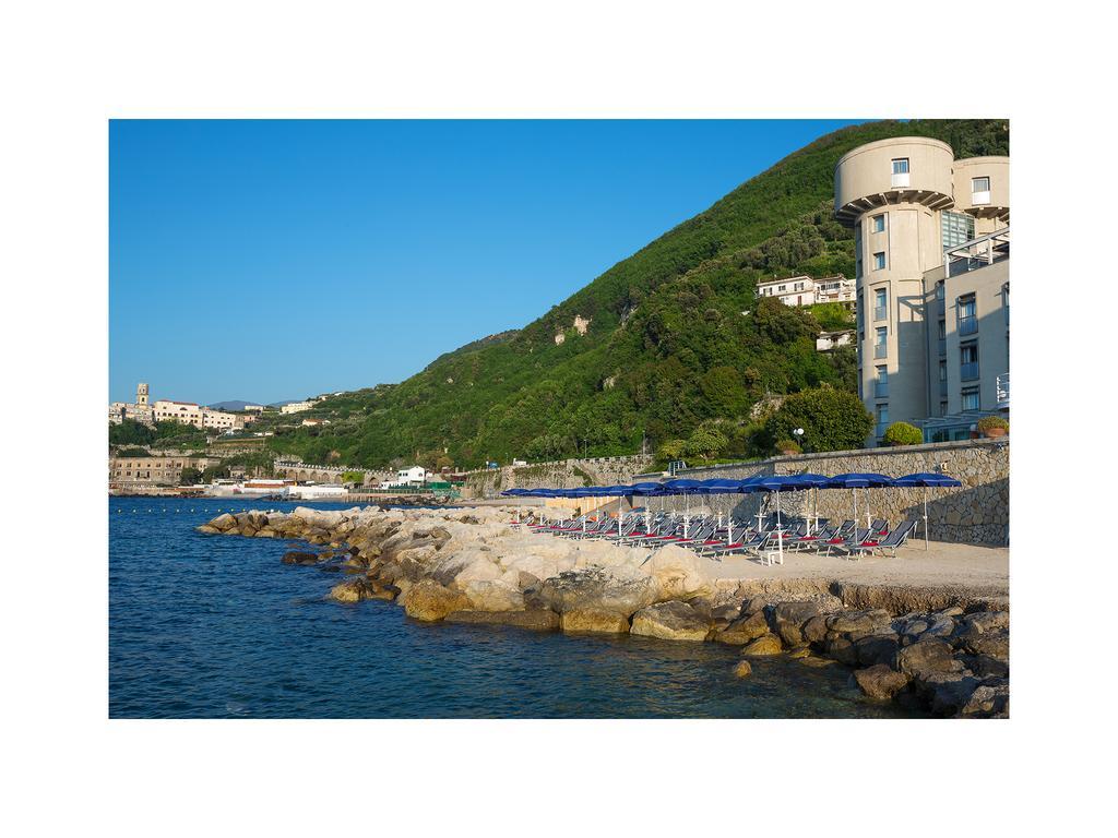 Towers Hotel Stabiae Sorrento Coast カステッランマーレ・ディ・スタービア エクステリア 写真