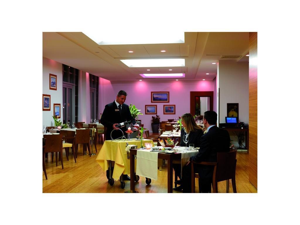 Towers Hotel Stabiae Sorrento Coast カステッランマーレ・ディ・スタービア エクステリア 写真