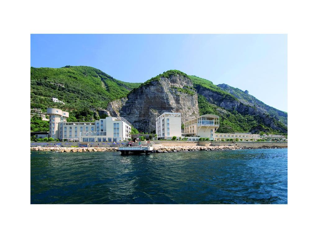 Towers Hotel Stabiae Sorrento Coast カステッランマーレ・ディ・スタービア エクステリア 写真